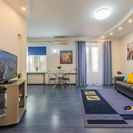 2К Квартира На Дарвіна, Бессарабка Kiew Exterior foto