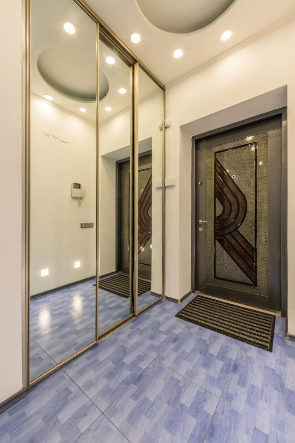 2К Квартира На Дарвіна, Бессарабка Kiew Exterior foto